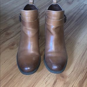 Vince Camuto booties